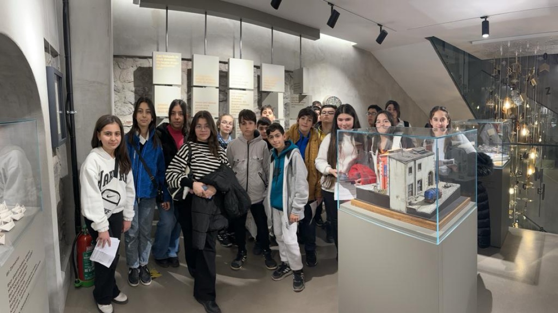 Ara Tatile 6. Sınıf Öğrencilerimiz TALES MAtematik Müzesi Gezisiyle Başladı